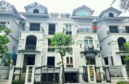 Bán biệt thự kđt Trung Văn vinaconex3 mặt hồ điều hòa DT 196m2 giá rẻ